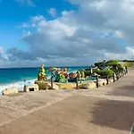 Casita Perez, Cama Queen, Wifi, Aire Acondicionado, Cocina, 2 Sillas De Playa