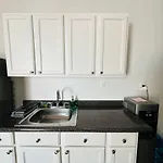 Casita Perez, Cama Queen, Wifi, Aire Acondicionado, Cocina, 2 Sillas De Playa