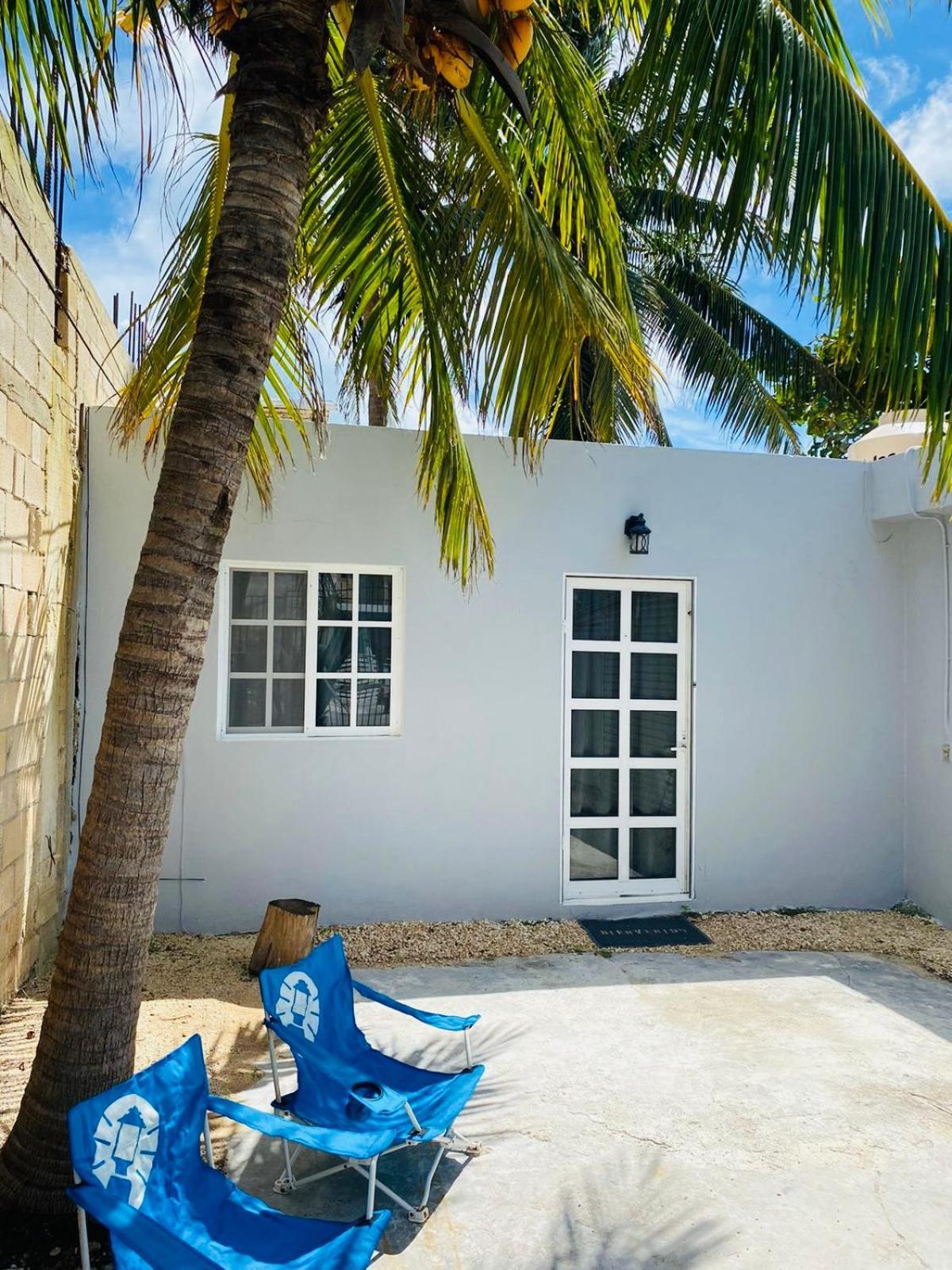 Casita Perez, Cama Queen, Wifi, Aire Acondicionado, Cocina, 2 Sillas De Playa * Isla Mujeres