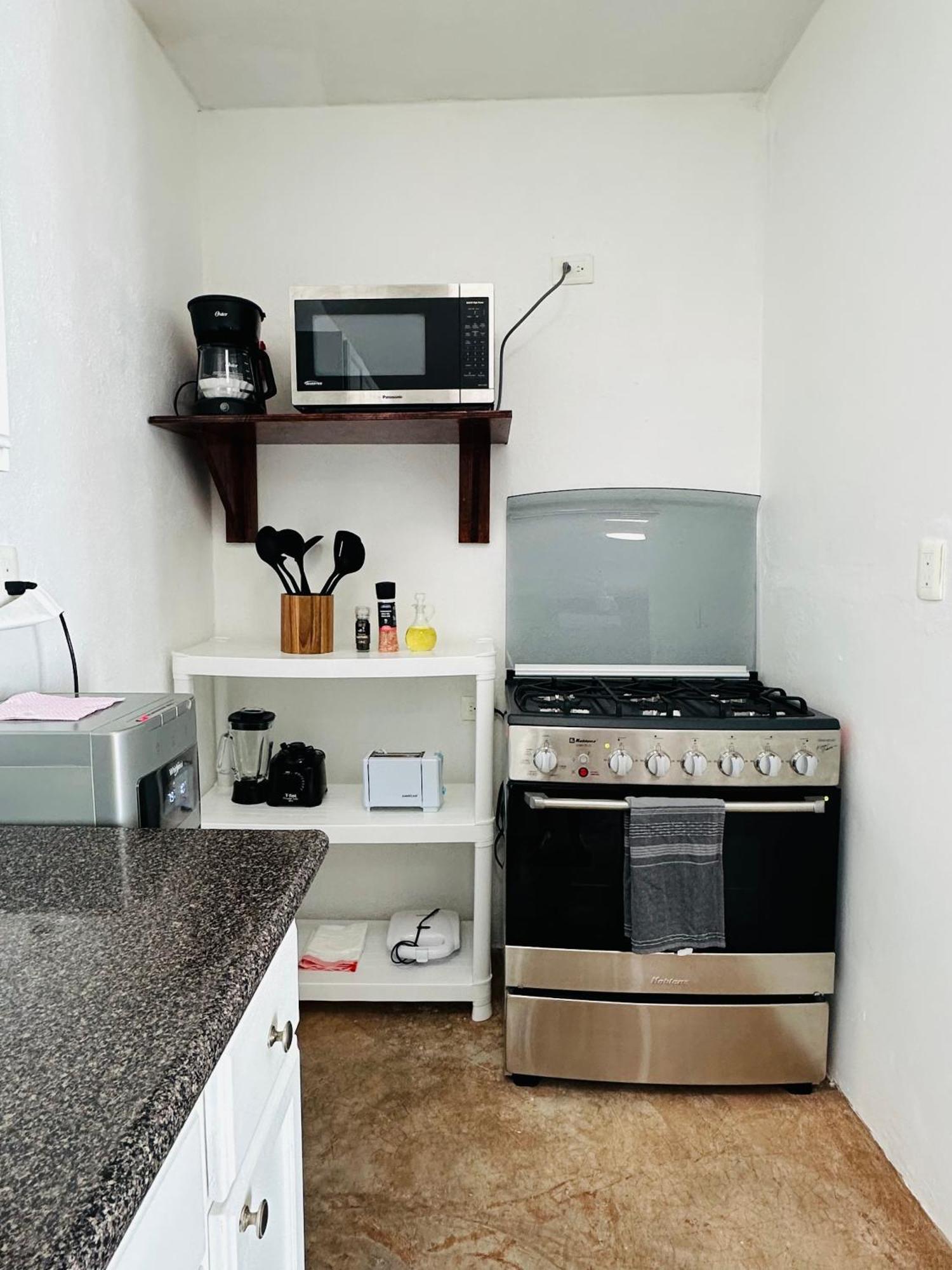 Casita Perez, Cama Queen, Wifi, Aire Acondicionado, Cocina, 2 Sillas De Playa Сasa de vacaciones *